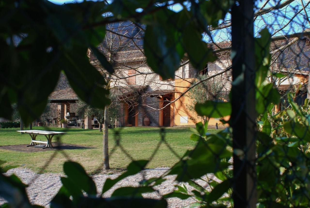 Casa Vinto Hotel Cagli Luaran gambar