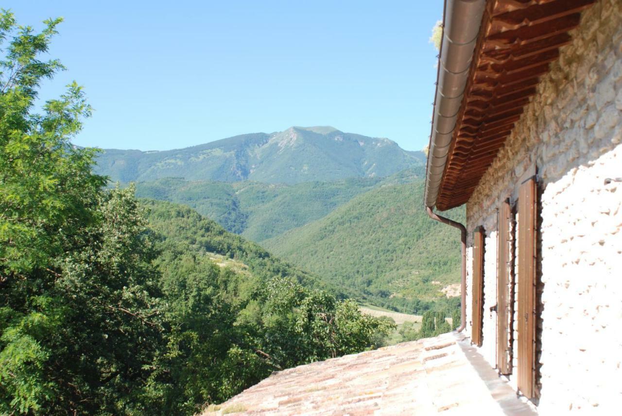 Casa Vinto Hotel Cagli Luaran gambar