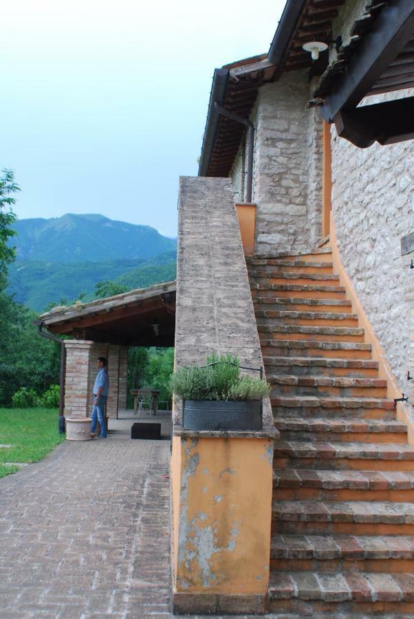 Casa Vinto Hotel Cagli Luaran gambar