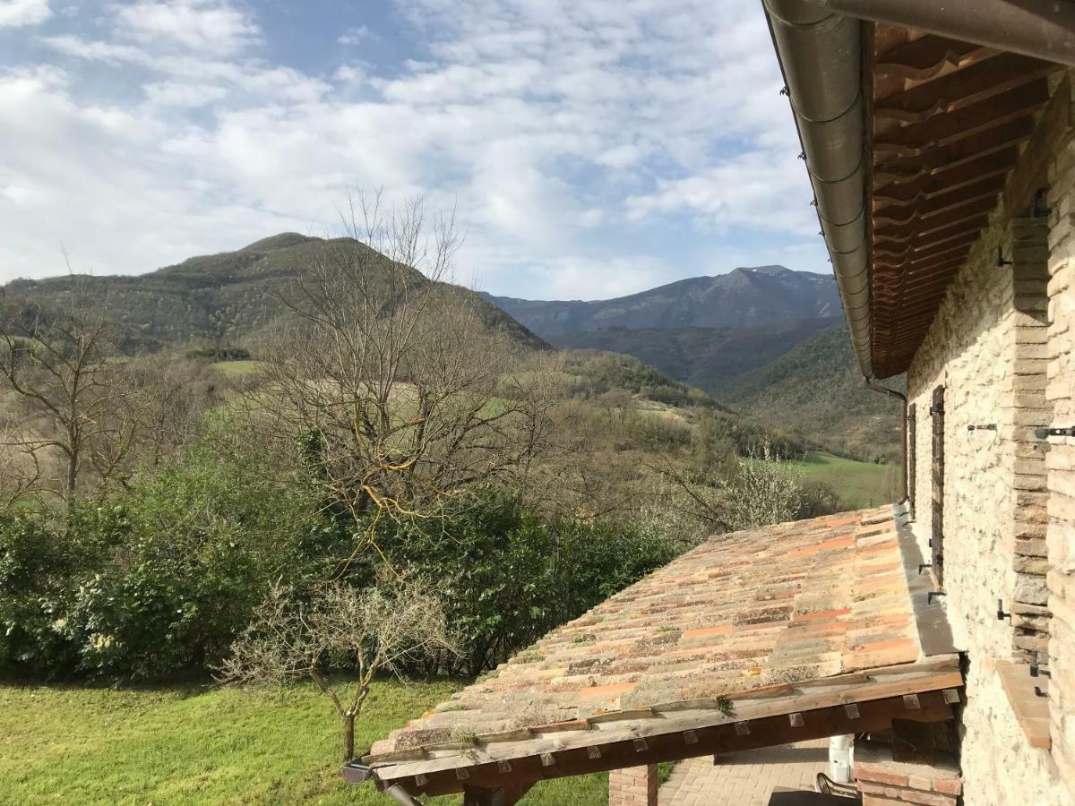 Casa Vinto Hotel Cagli Luaran gambar